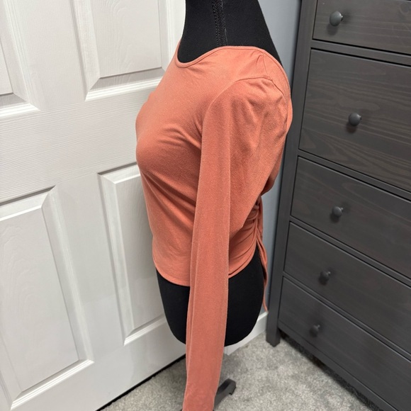 Aritzia - Wilfred Free Top - Picture 3 of 6